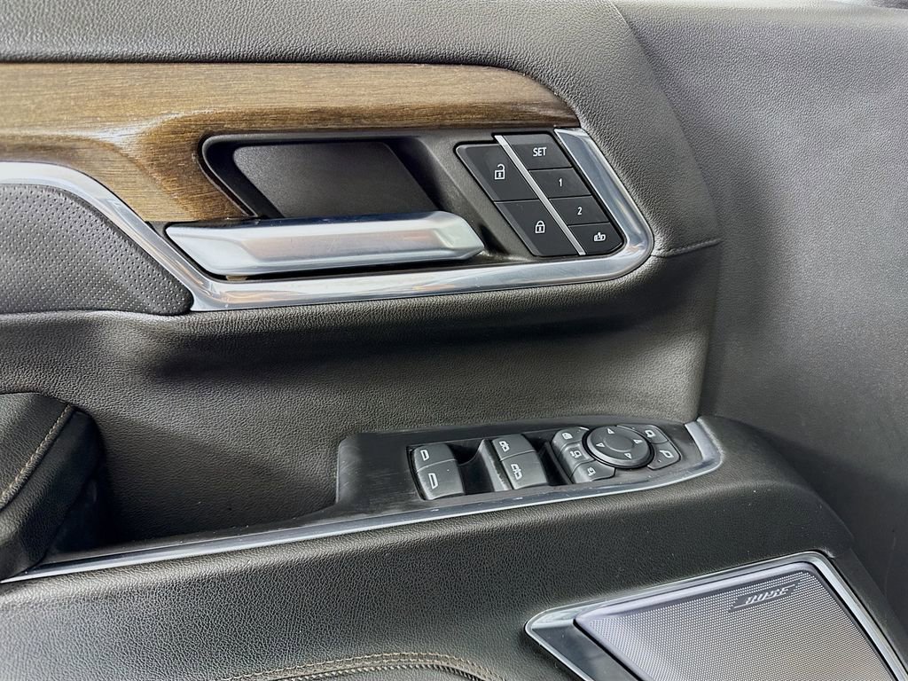 Used 2024 Chevrolet Silverado 3500 High Country w/ High Country Premium Package image 21