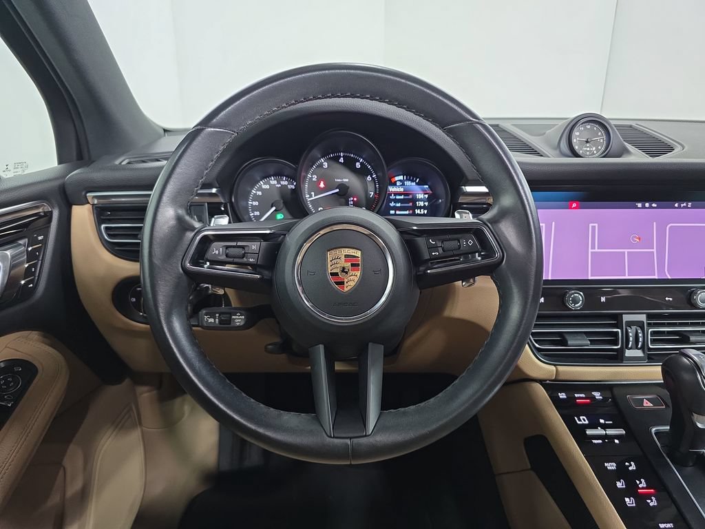 Certified 2023 Porsche Macan AWD/4WD image 14