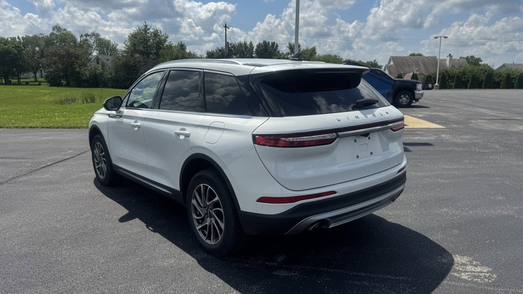 Used 2022 Lincoln Corsair FWD w/ Equipment Group 101A image 5