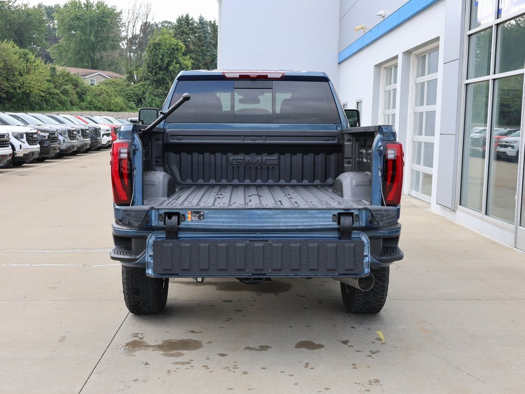 New 2025 GMC Sierra 2500 Denali w/ Denali Reserve Package image 36