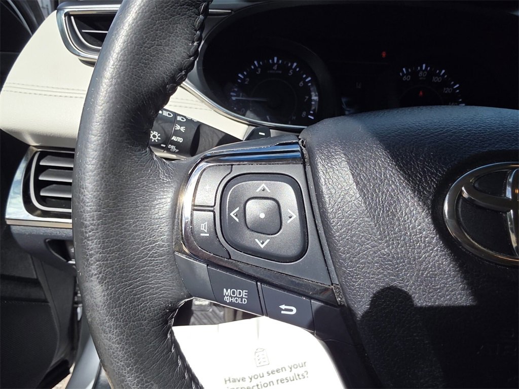 Certified 2018 Toyota Avalon XLE Premium image 29
