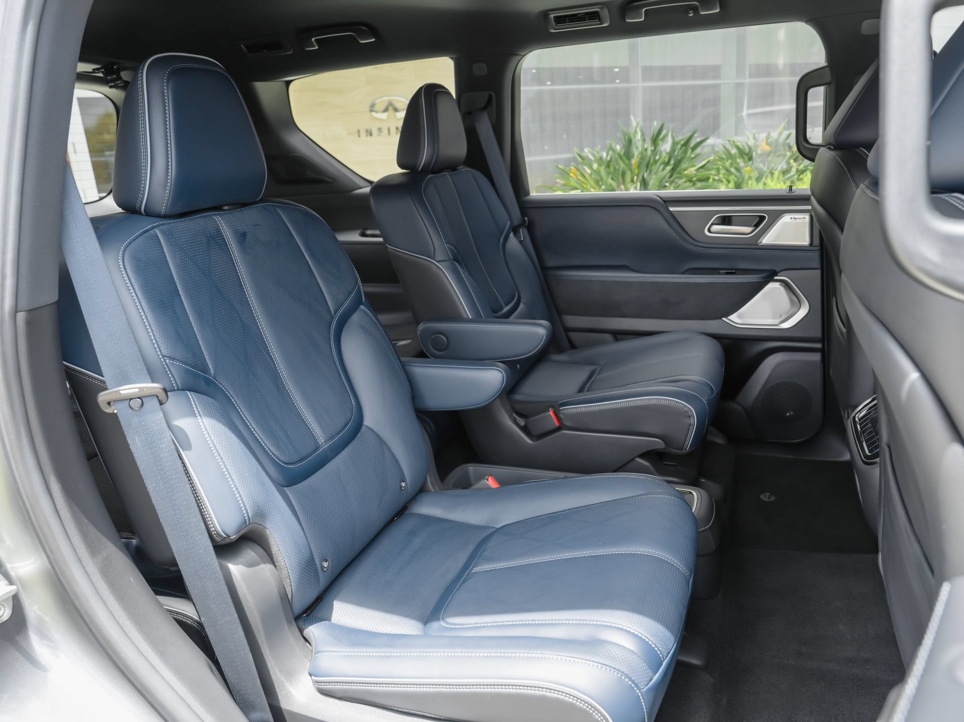 Certified 2026 INFINITI QX80 4WD image 36