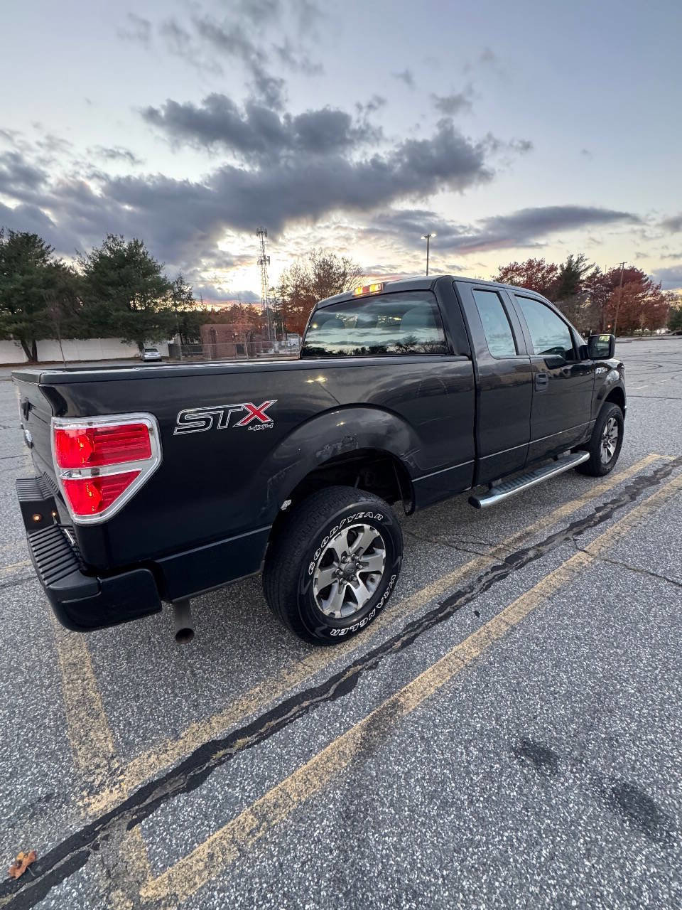 Used 2014 Ford F150 STX w/ Equipment Group 201A Mid image 4