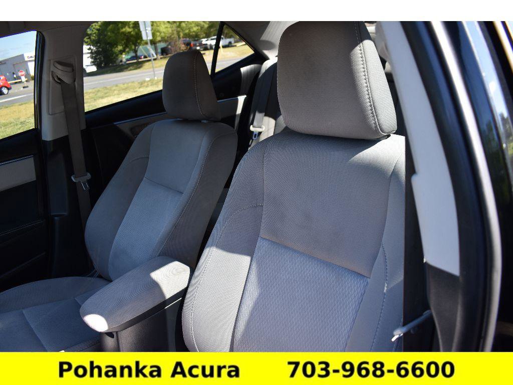 Used 2016 Toyota Corolla LE FWD image 25
