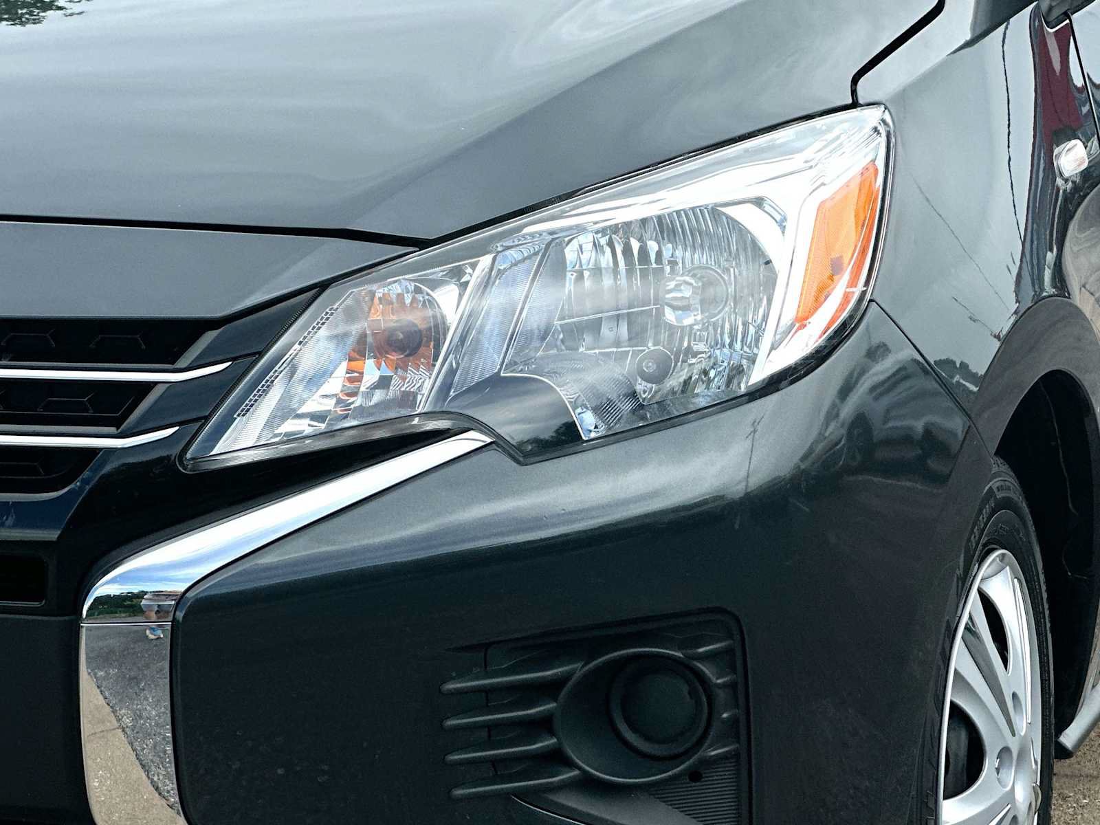 Used 2024 Mitsubishi Mirage ES FWD image 16