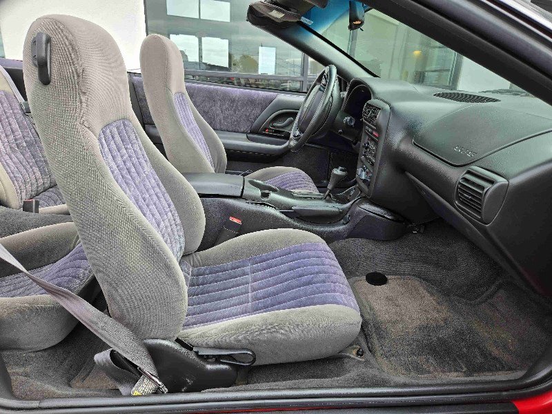 Used 2000 Chevrolet Camaro Z28 image 21