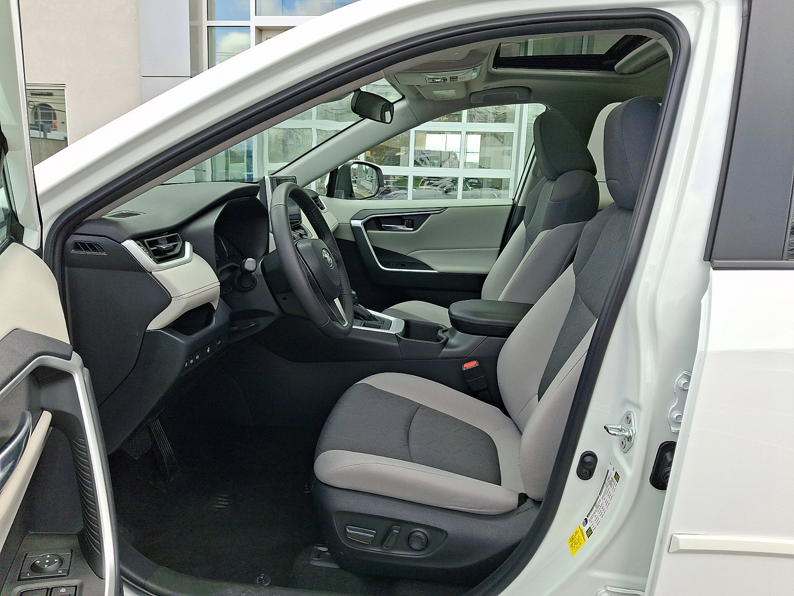 Certified 2023 Toyota RAV4 XLE w/ Convenience Package image 14