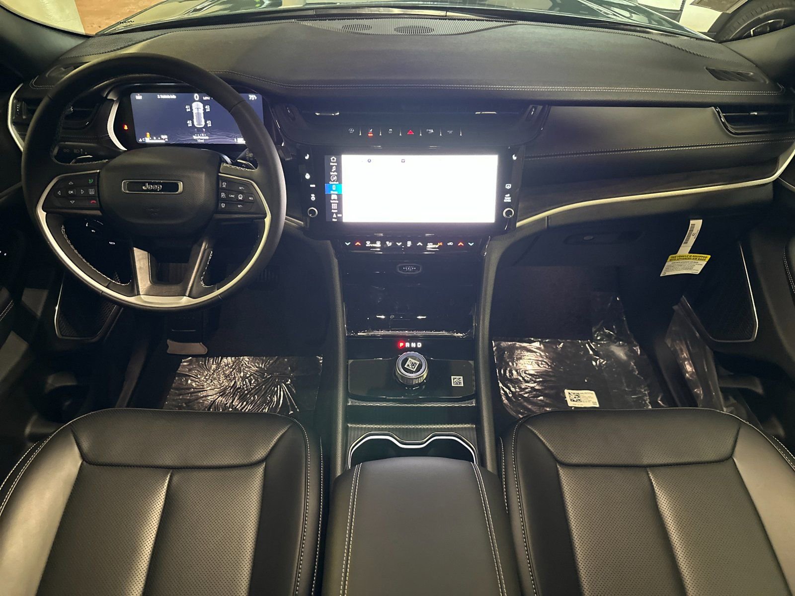 New 2026 Jeep Grand Cherokee Limited RWD image 12