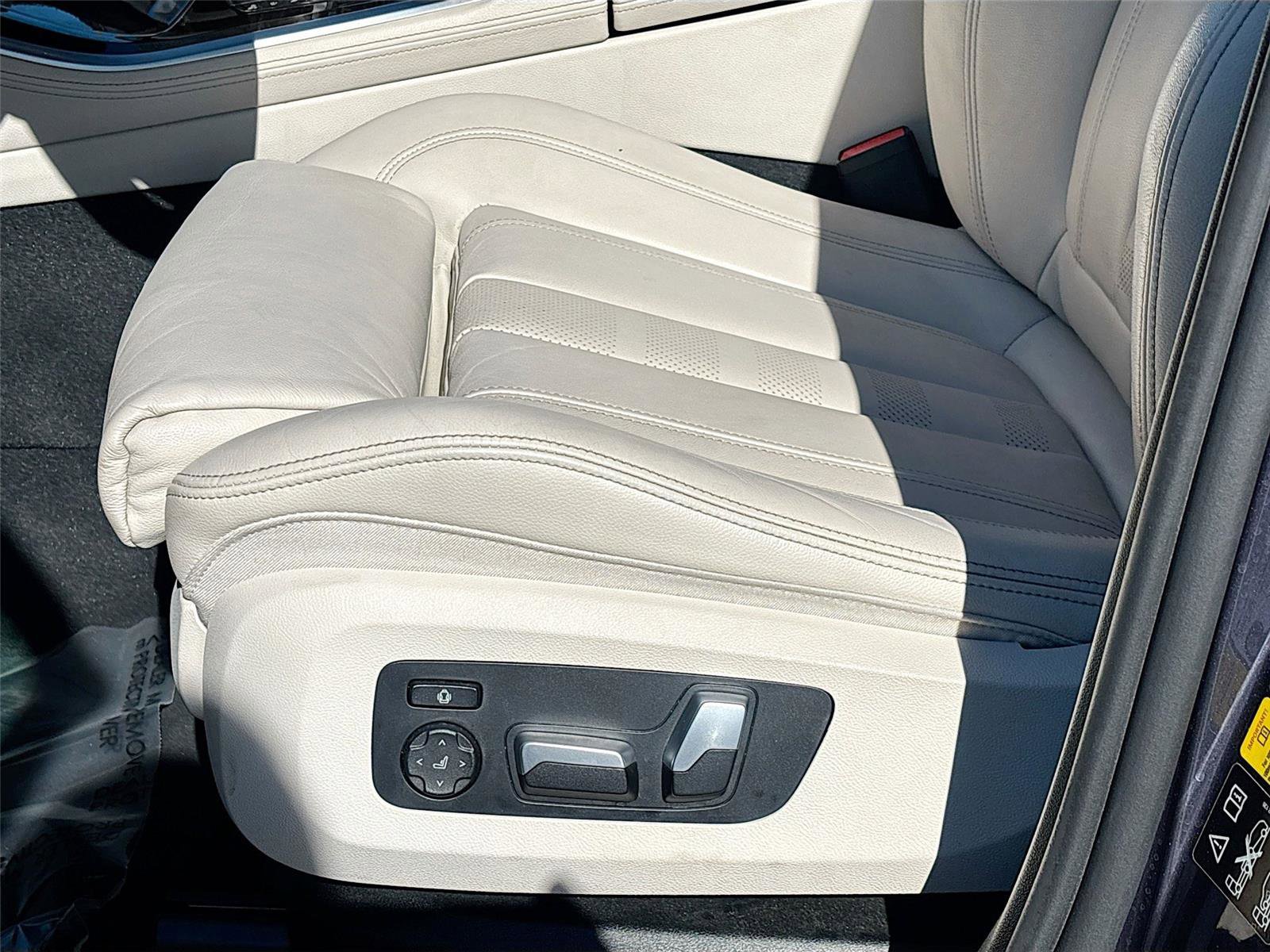 Used 2020 BMW X5 xDrive40i w/ Premium Package image 20