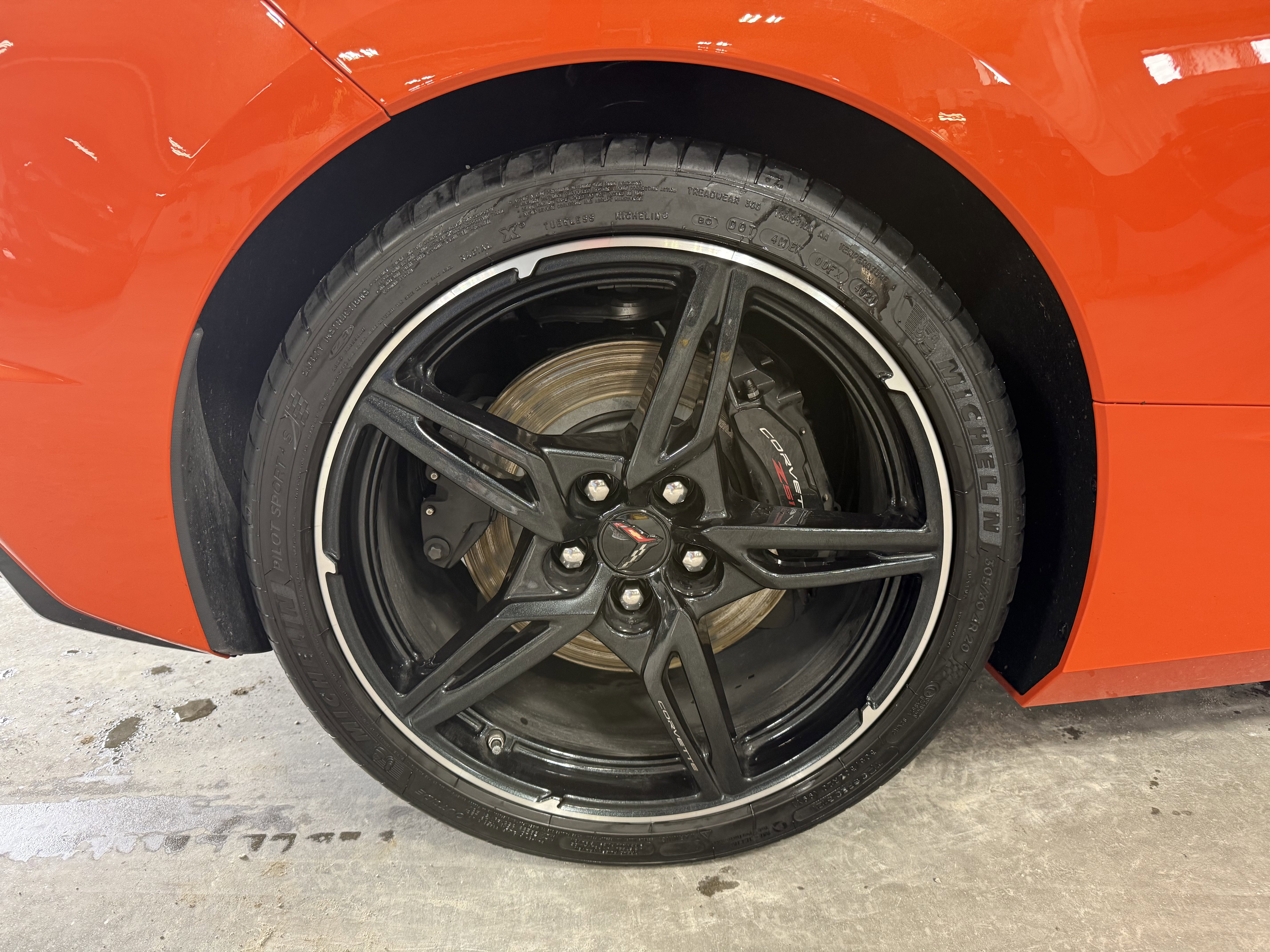 Used 2020 Chevrolet Corvette Stingray Preferred Cpe w/ 2LT Preferred Equipment Group RWD image 7