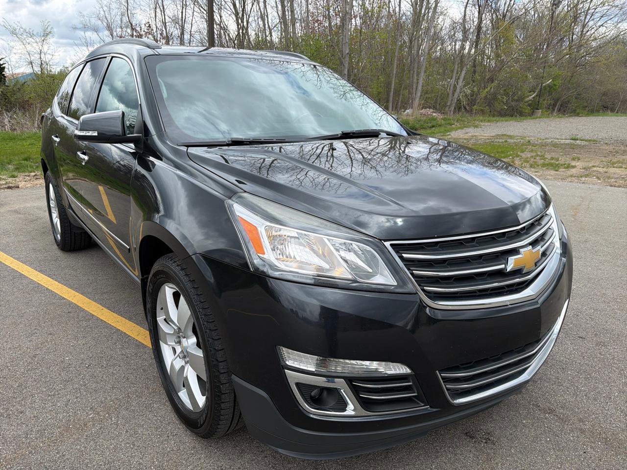Used 2013 Chevrolet Traverse LTZ AWD/4WD image 3