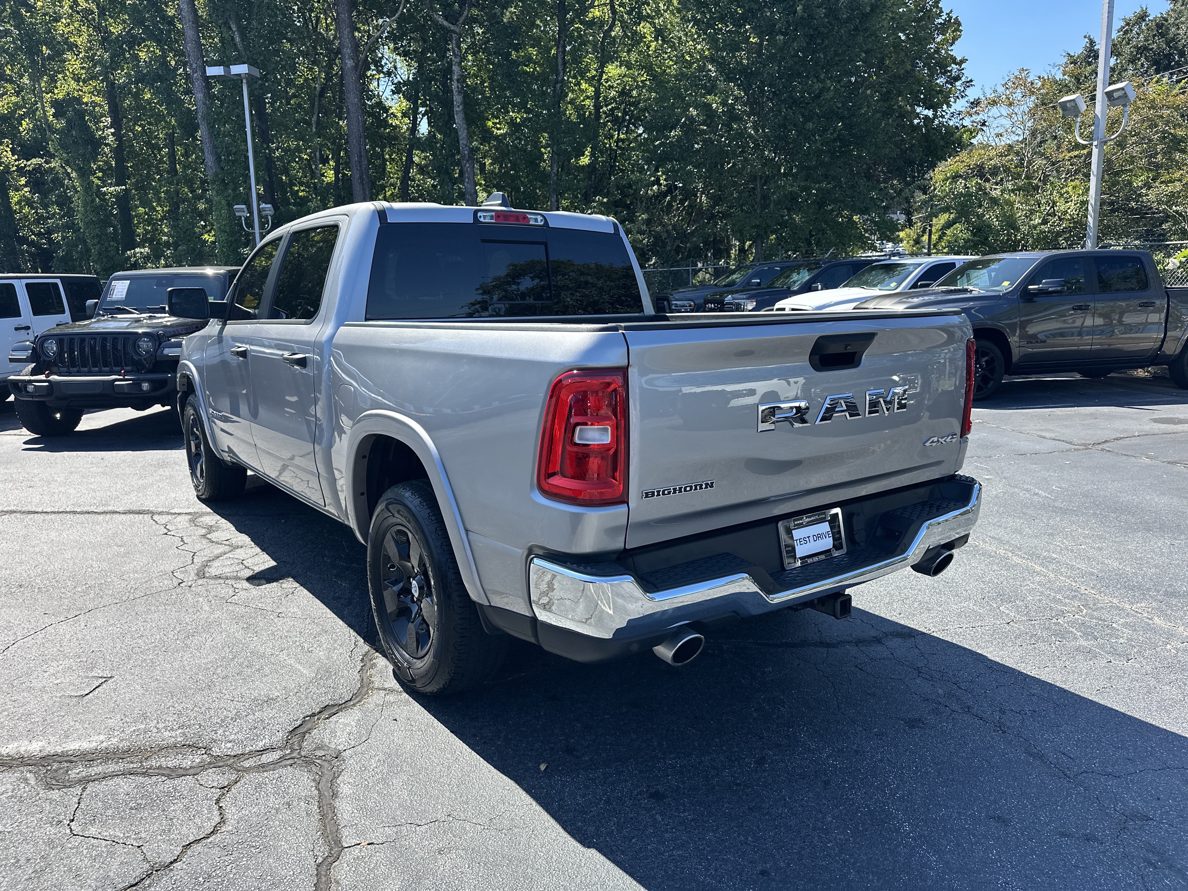 Used 2025 RAM 1500 Big Horn AWD/4WD image 7