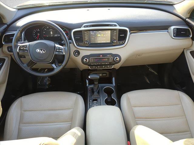 Used 2019 Kia Sorento EX image 17