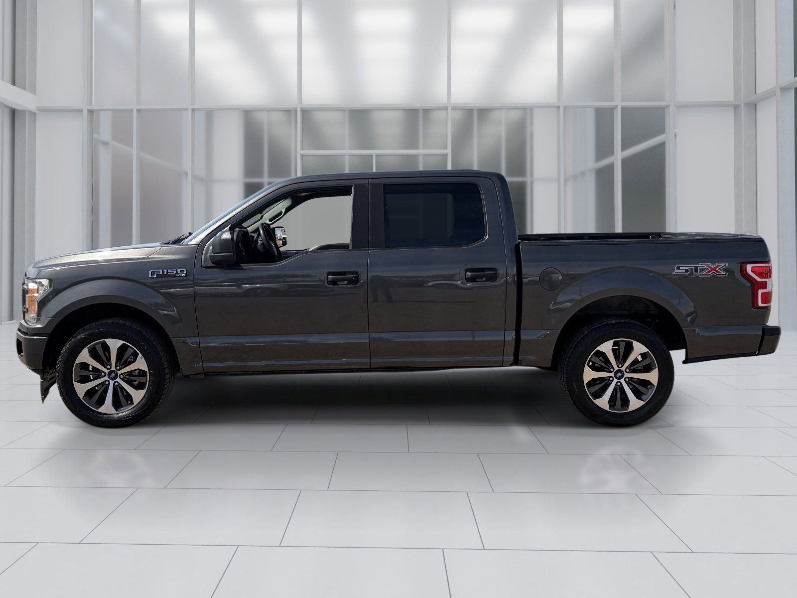 Used 2019 Ford F150 XL w/ Equipment Group 101A Mid RWD image 3
