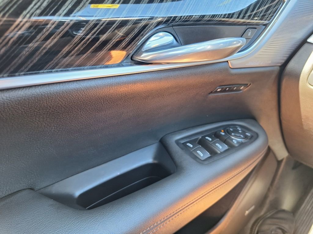 Used 2024 Cadillac XT6 Premium Luxury image 18