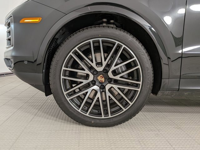New 2026 Porsche Cayenne image 27