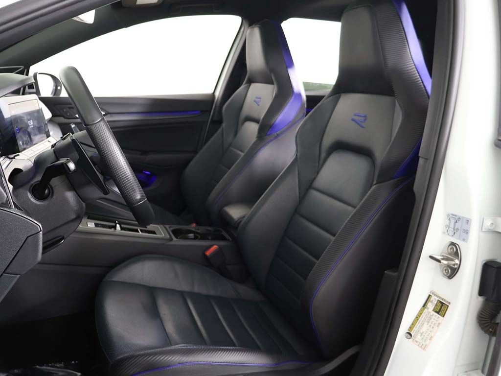 Used 2022 Volkswagen Golf R AWD/4WD image 34