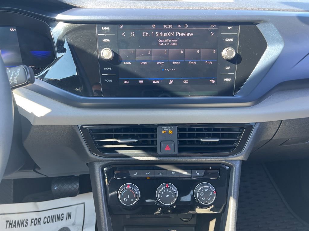 Used 2023 Volkswagen Taos SE image 21