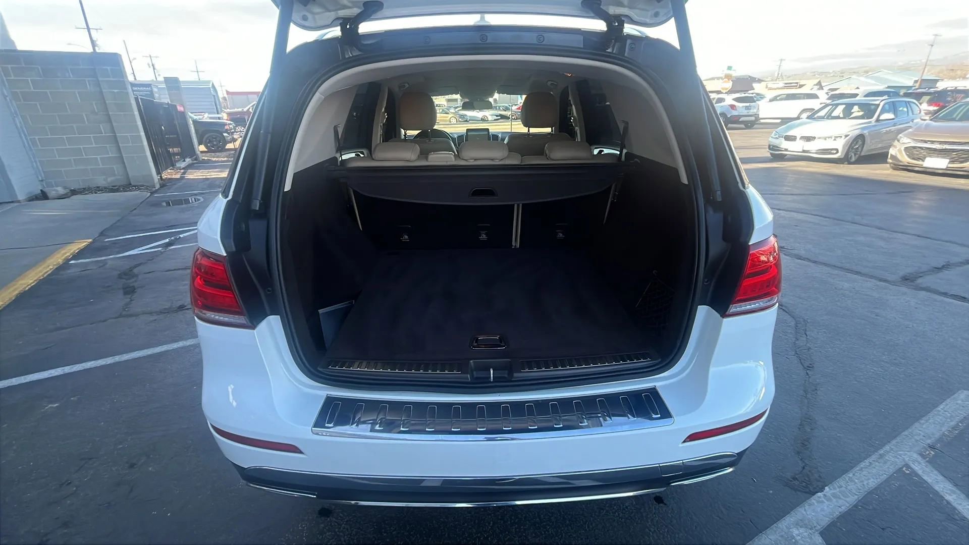 Used 2018 Mercedes-Benz GLE 350 GLE 350 4MATIC Sport Utility 4 image 18