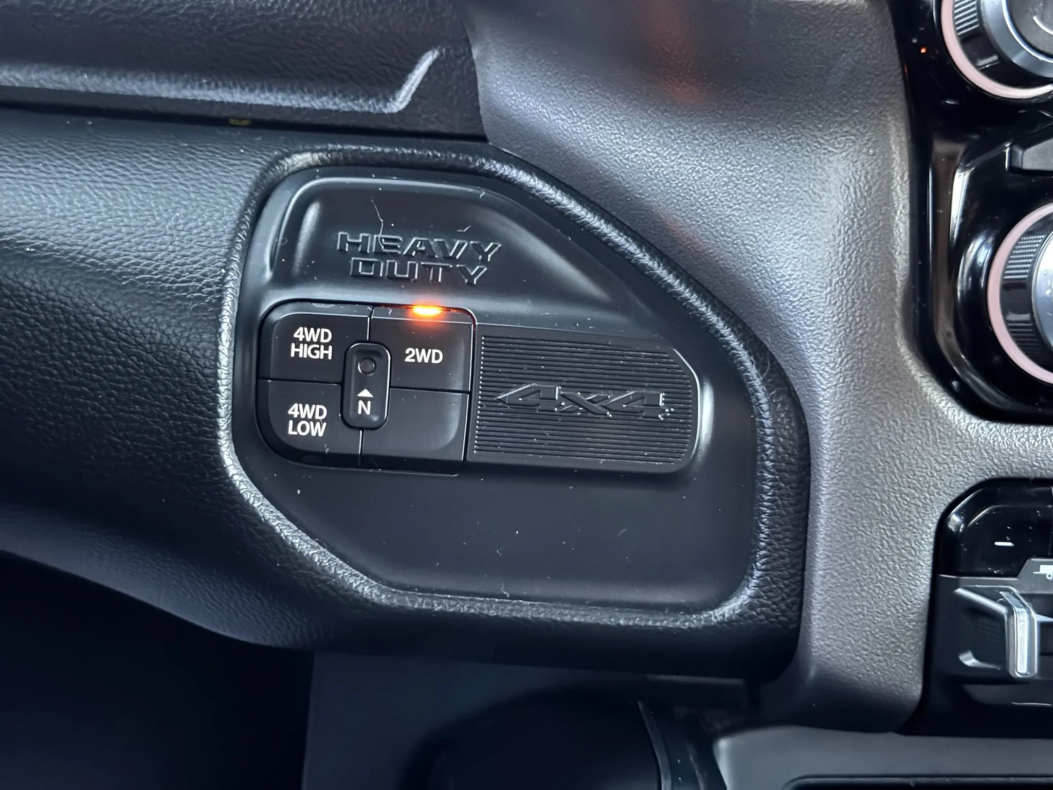 Used 2020 RAM 3500 Laramie AWD/4WD image 43