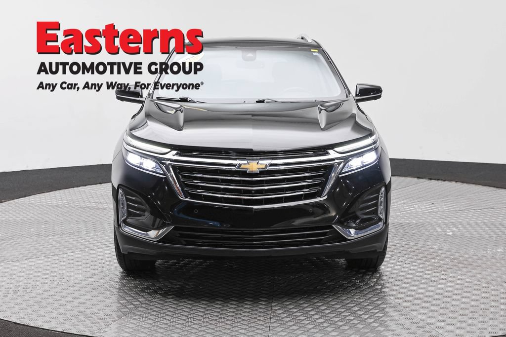 Used 2023 Chevrolet Equinox Premier AWD/4WD image 2