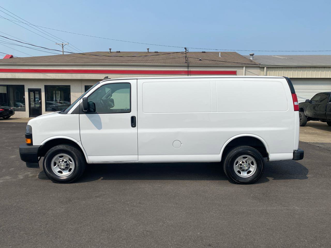 Used 2020 Chevrolet Express 2500 w/ Driver Convenience Package RWD image 14