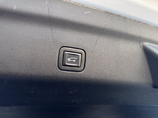 Certified 2022 Chevrolet Tahoe LT AWD/4WD image 29