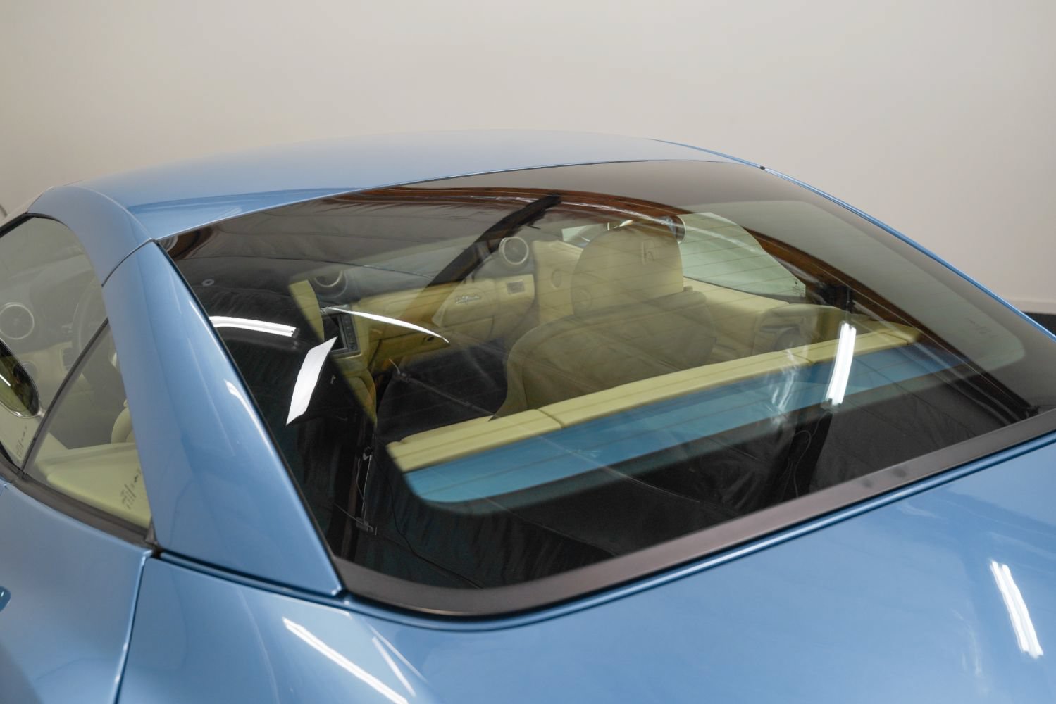 Used 2012 Ferrari California RWD image 25