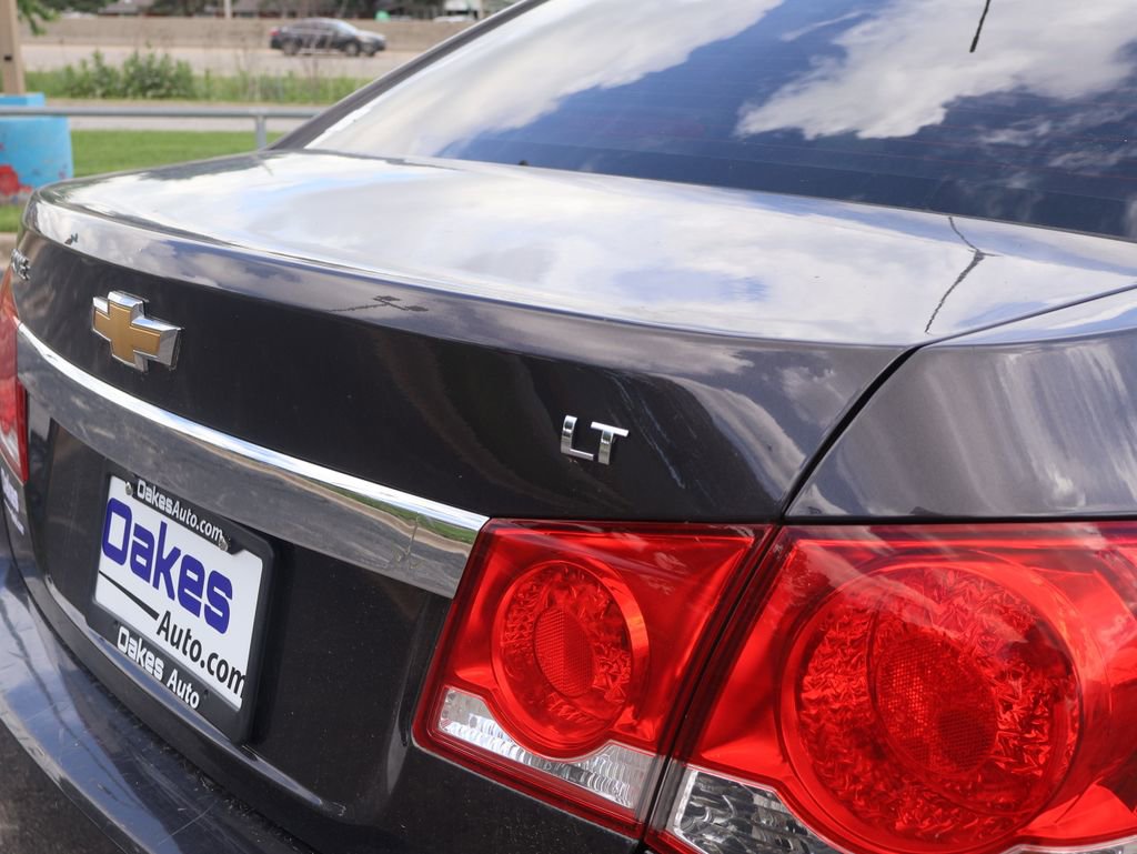 Used 2016 Chevrolet Cruze LT FWD image 9