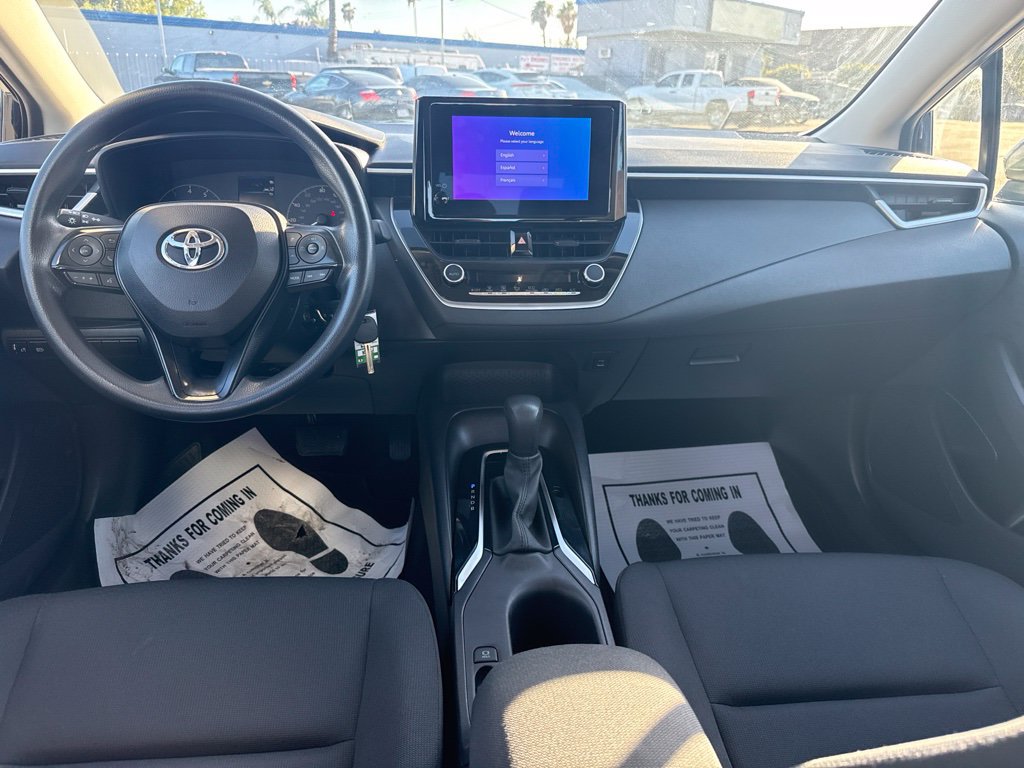 Used 2024 Toyota Corolla LE FWD image 9