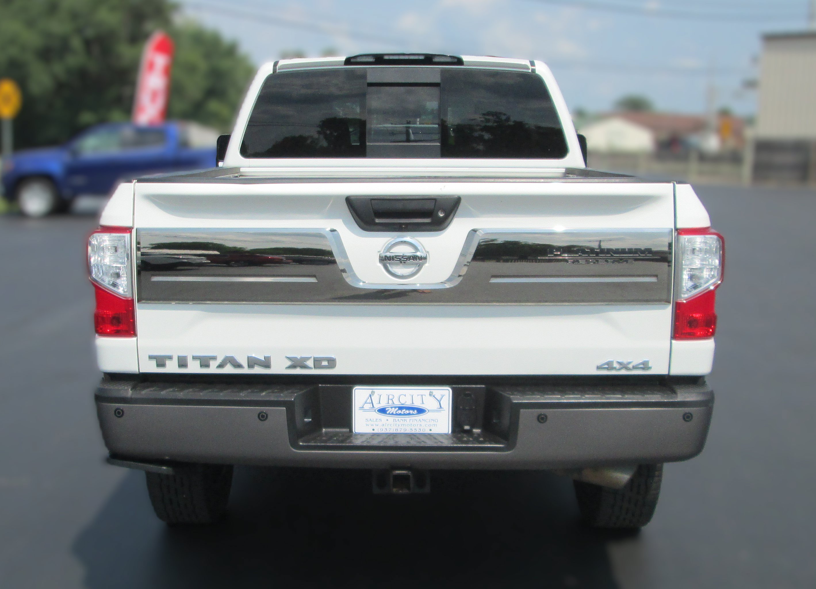 Used 2019 Nissan Titan Platinum Reserve w/ Platinum Utility Package AWD/4WD image 8
