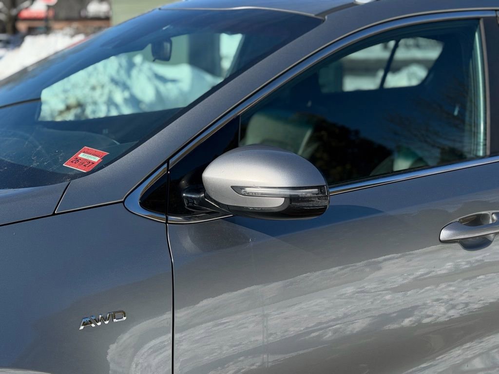 Used 2020 Kia Sportage S image 18