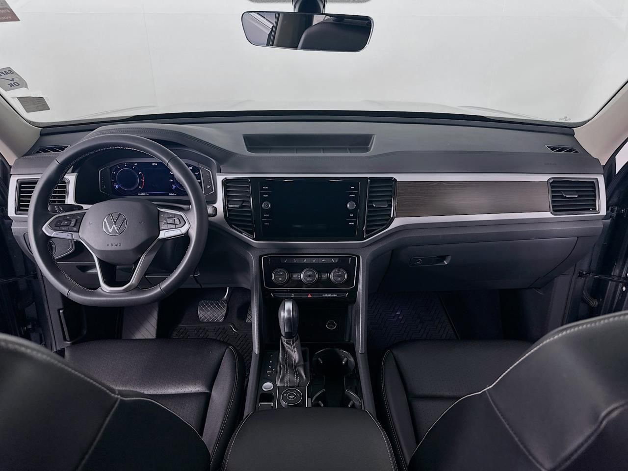 Used 2022 Volkswagen Atlas SE w/ Black Wheel Package image 35
