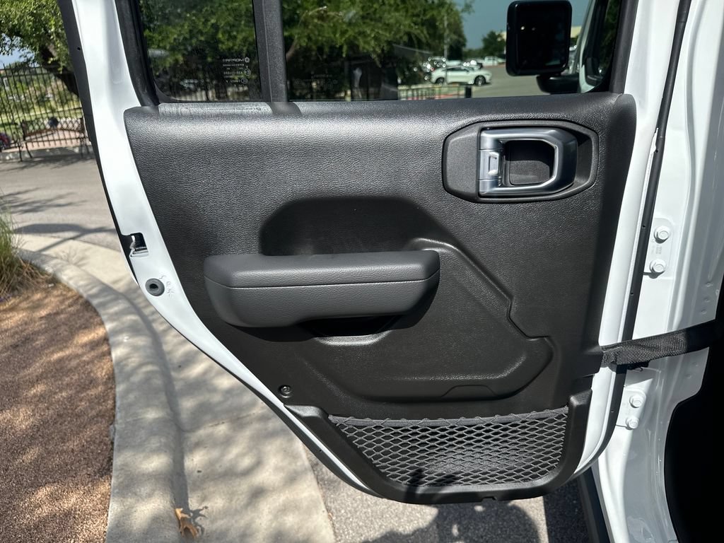 New 2026 Jeep Wrangler Unlimited Sport AWD/4WD image 31