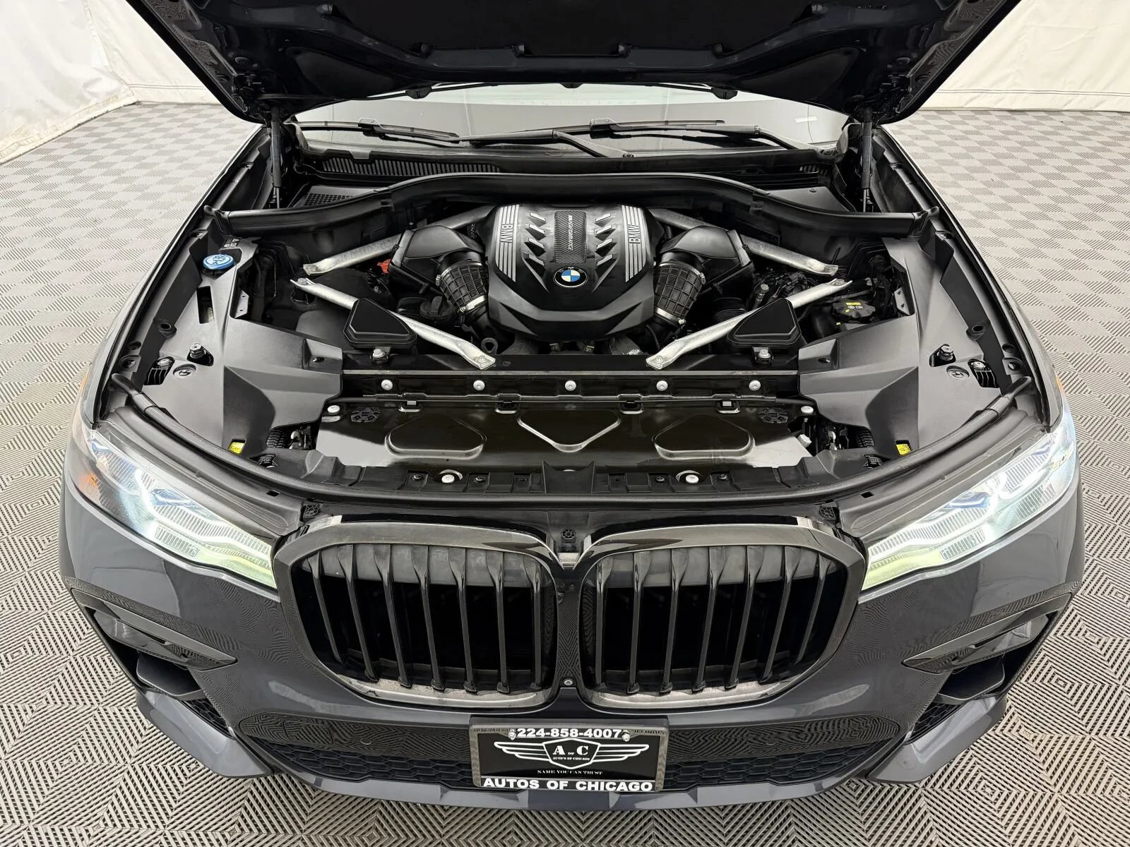 Used 2020 BMW X7 M50i w/ Executive Package AWD/4WD image 57