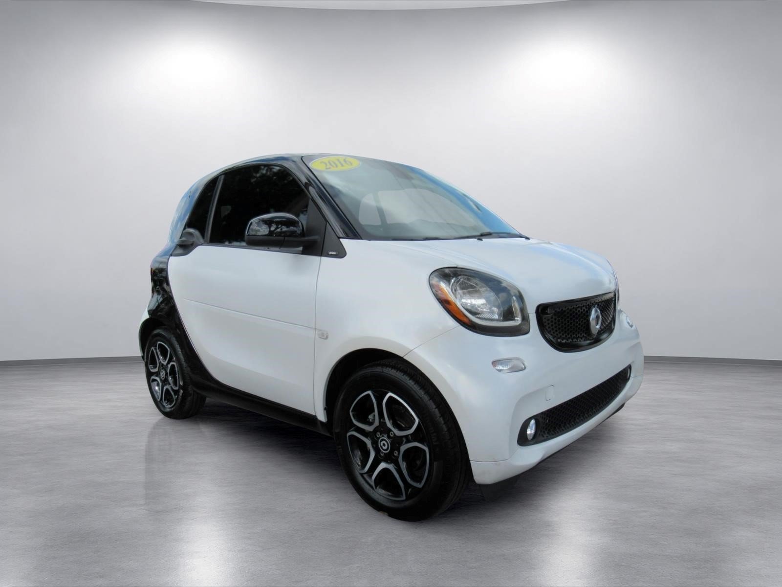 Used 2016 smart fortwo Prime