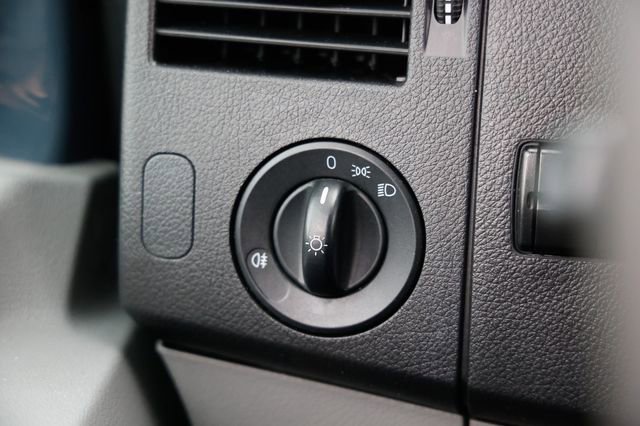 Used 2018 Mercedes-Benz Sprinter 2500 image 40