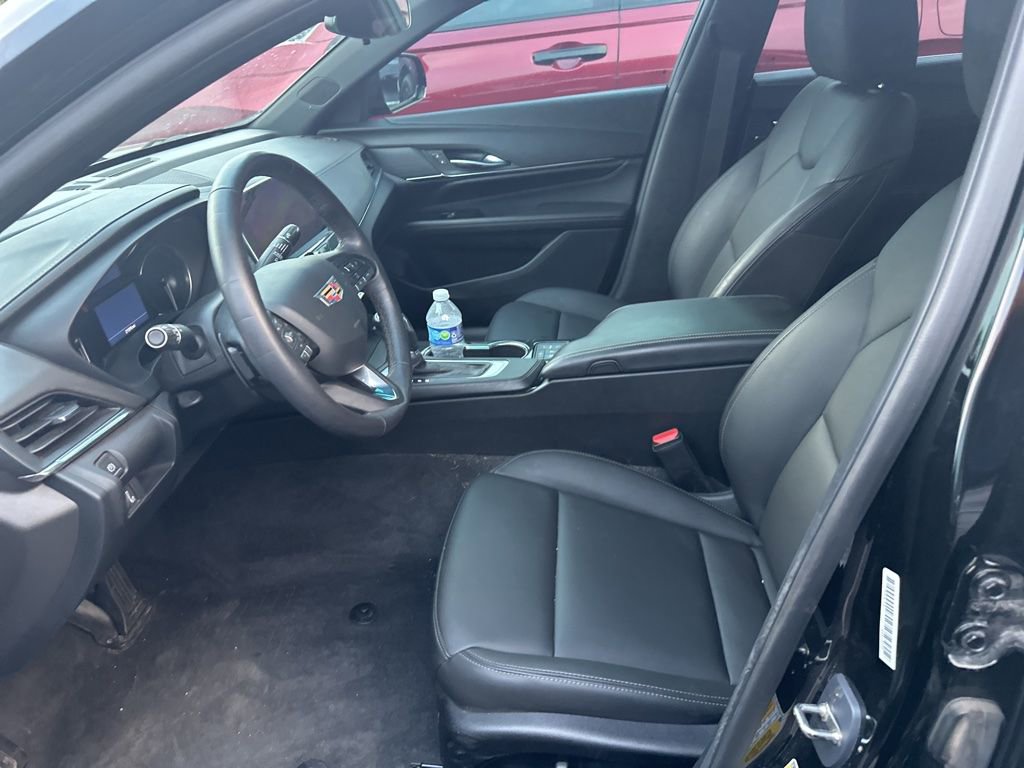 Used 2024 Cadillac CT4 Luxury w/ Cold Weather Package RWD image 9
