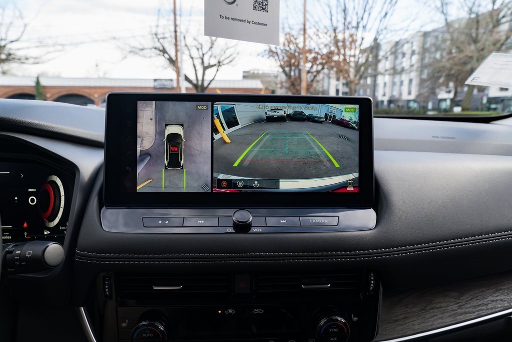 New 2026 Nissan Rogue Platinum image 14