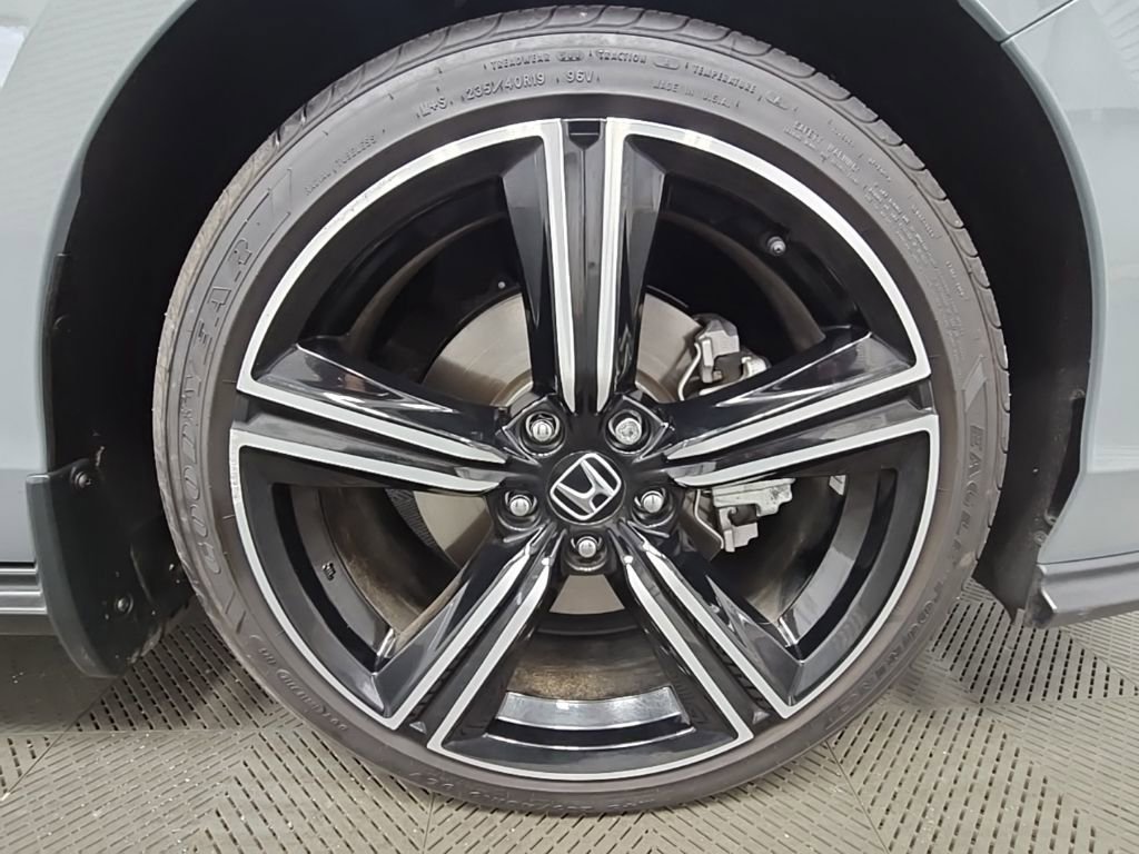 Used 2025 Honda Accord Sport image 48