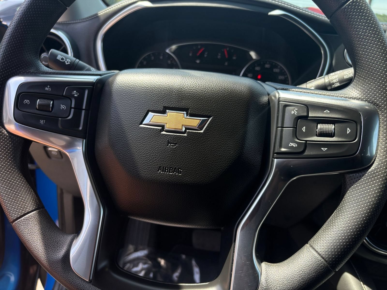 Used 2025 Chevrolet Blazer LT FWD image 28
