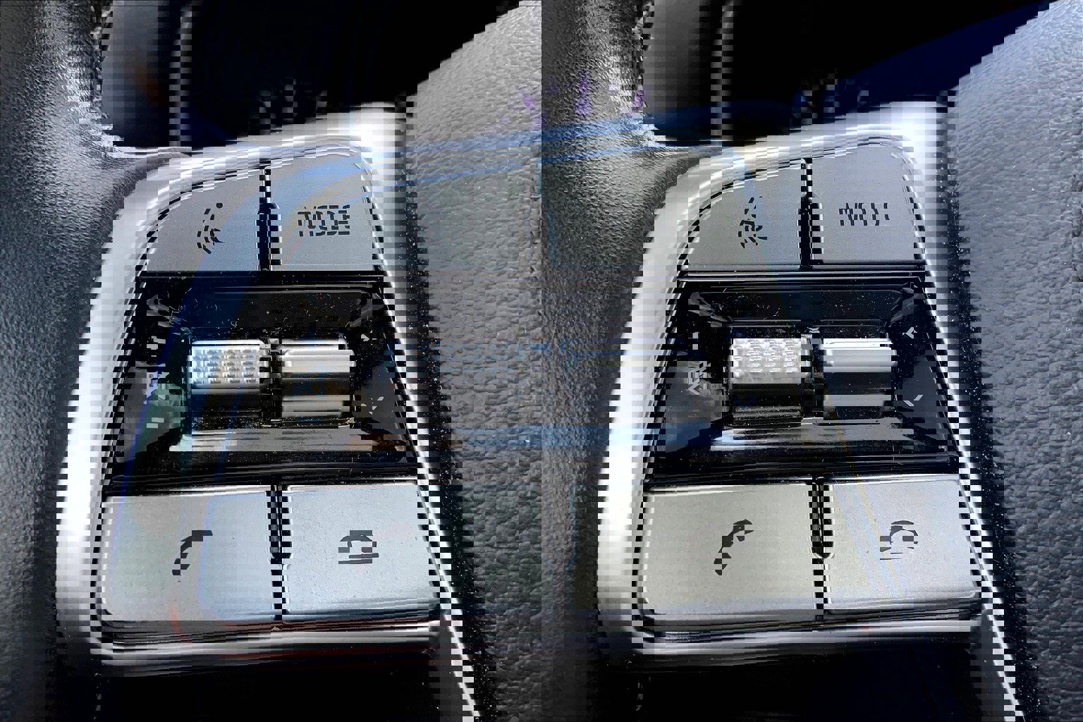 Used 2022 Kia Telluride EX image 20