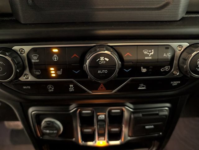 Used 2022 Jeep Wrangler Unlimited Sport AWD/4WD image 19