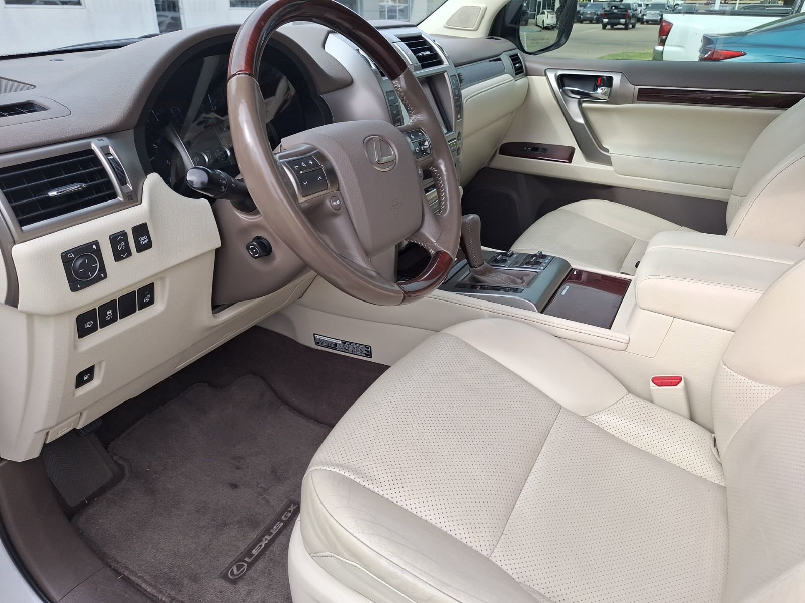 Used 2016 Lexus GX 460 Luxury image 14