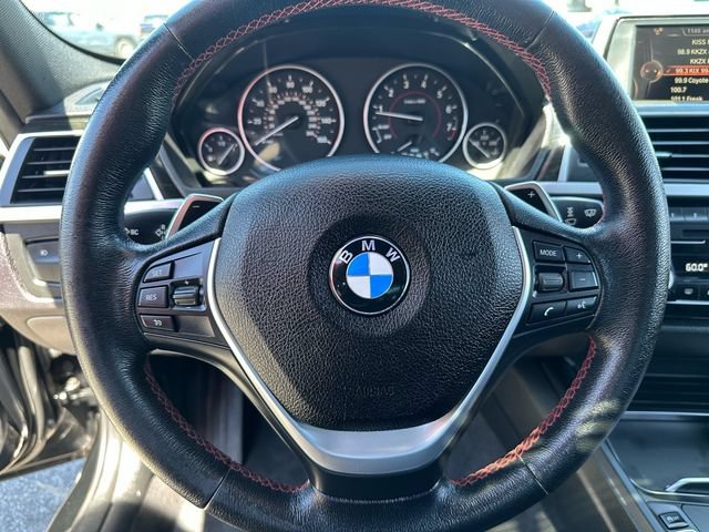 Used 2017 BMW 330i Sedan RWD image 13