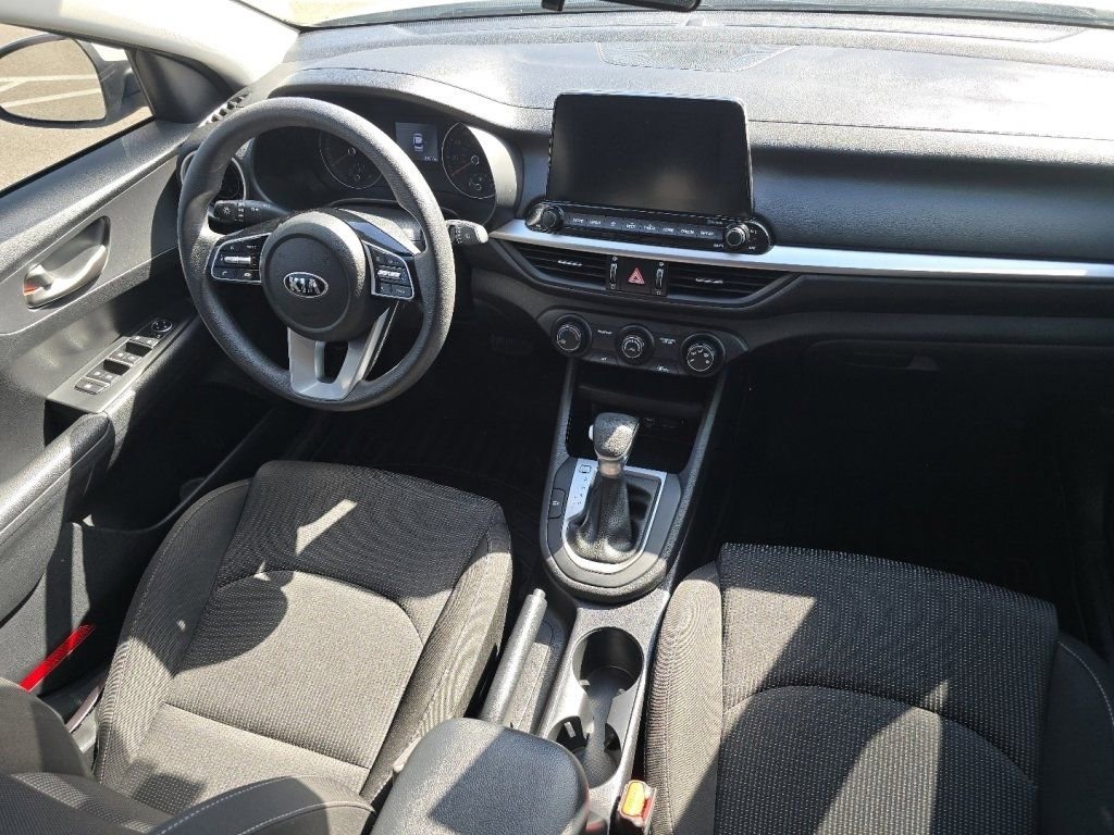 Used 2020 Kia Forte LXS FWD image 18