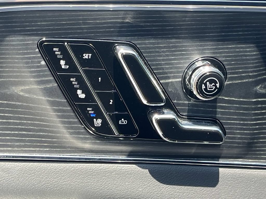 Certified 2024 Cadillac Lyriq Sport RWD image 26