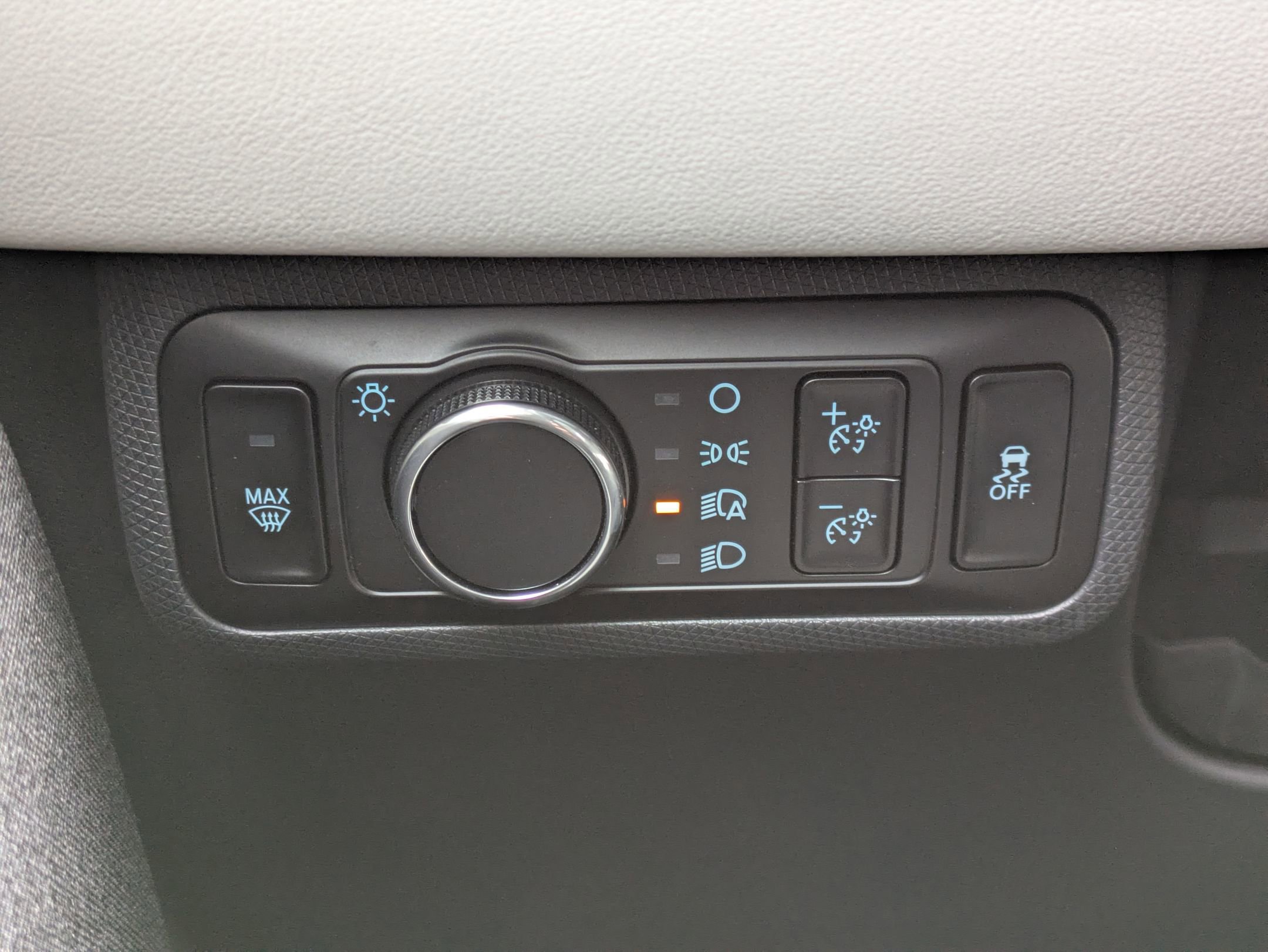 Used 2023 Ford Mustang Mach-E Premium image 16