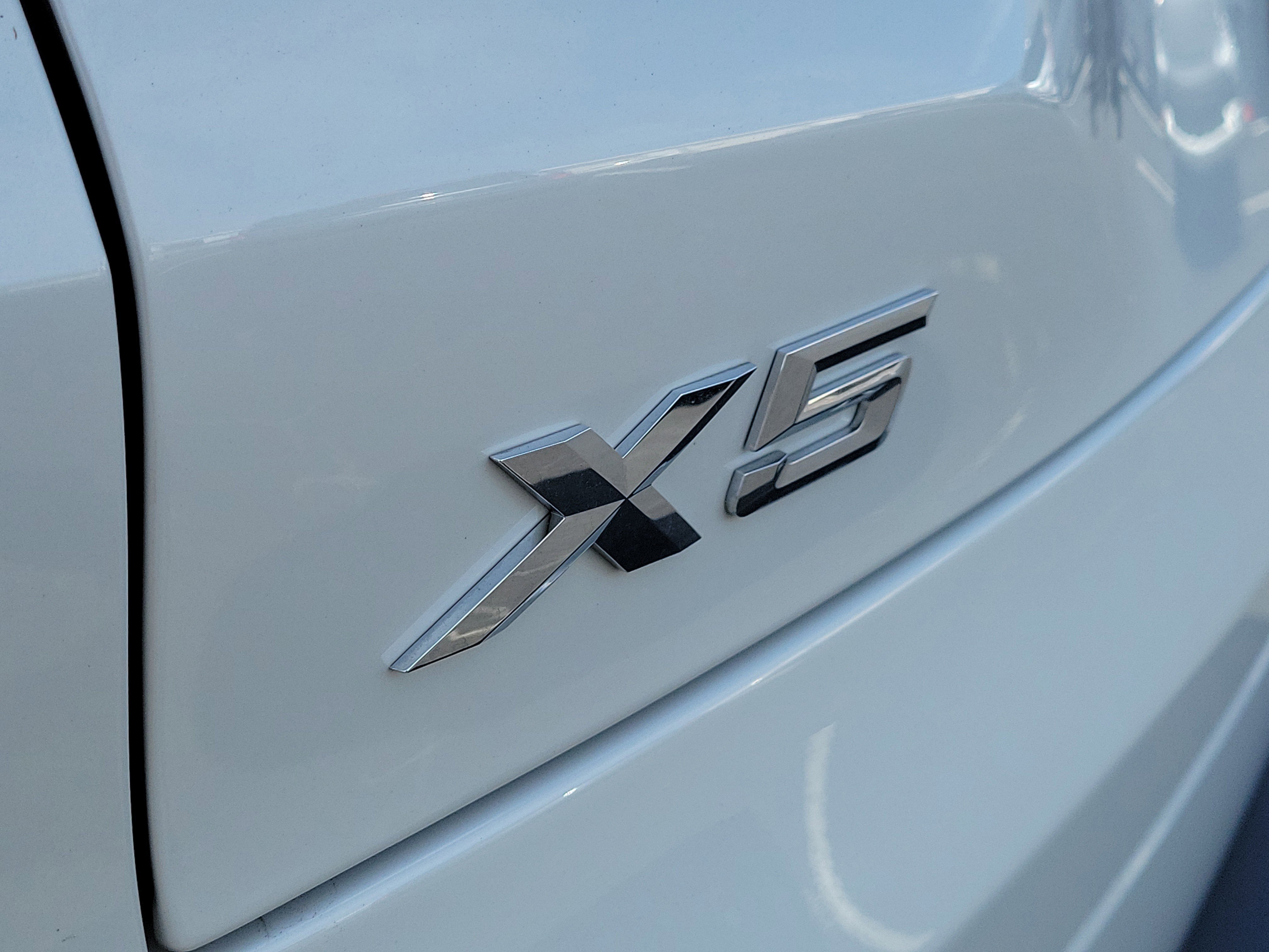 Used 2024 BMW X5 sDrive40i w/ Premium Package image 5