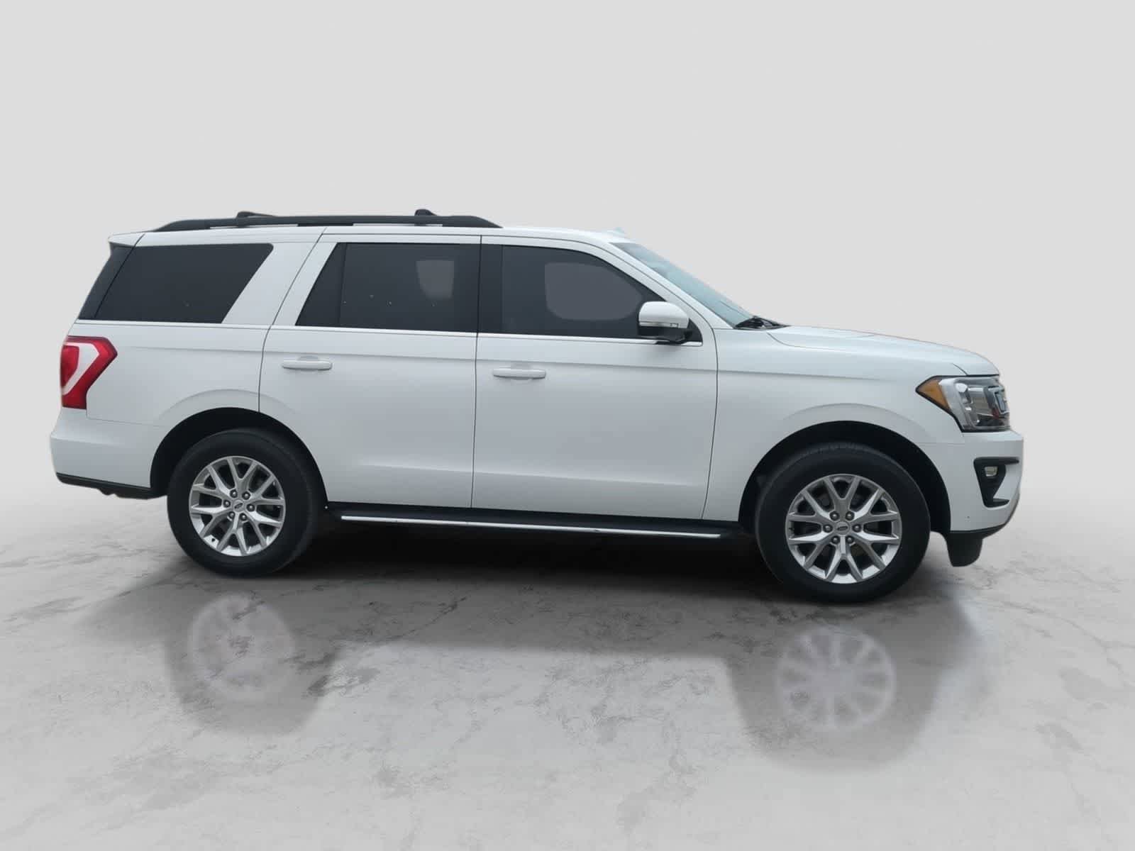 Used 2021 Ford Expedition XLT AWD/4WD image 9